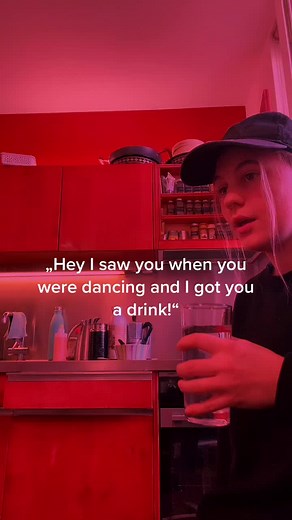 Be careful💖 #creep #nightout #club #drink #stranger #fyp #girl #girls #viral