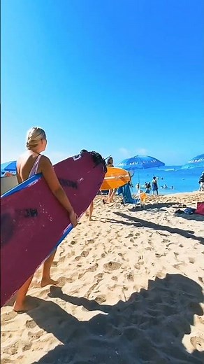 HAWAII PEOPLE 🏄🏻‍♀️ Girls Go Surfing in Waikiki 🏄‍♂️ #surfers #waikikibeach