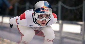 นี่คือ "สกีจัมพ์ปิ้ง": เจาะลึกทุกสิ่งที่คุณต้องรู้เกี่ยวกับกีฬาเหินเวหานี้