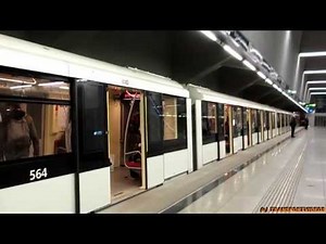 2015.03.15. - M4-es metrók a Keleti pályaudvarnál