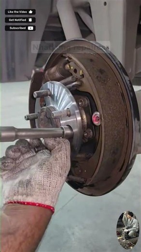 Toyota Rush Rear wheel Axle installation #toyota #automotive #workshop #mechanical #information