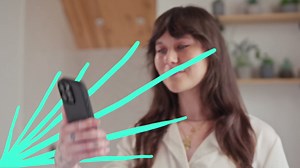 Smartish - Vintage Floral - iPhone 13 Magnetic Case - Gripmunk Compatible with MagSafe [Lightweight + Protective] Slim Thin Grip Cover with Microfiber Lining for Apple iPhone 13