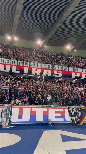 299K views · 14K reactions | Les ultras parisiens ont tenu à manifester leur soutien à la ville, au club et aux supporters niçois, 5 ans après les attentats qui ont frappé la ville de Nice. ❤️ Our fans showed their support for the city, the club and the Nice supporters, five years after the attacks that struck the city. ❤️ | PSG - Paris Saint-Germain | Facebook