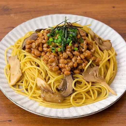めんつゆで簡単！納豆パスタの作り方 | デリッシュキッチン