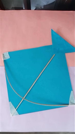 Super Easy Kite Craft 🪁 | DIY in 1 Minute ✂️”