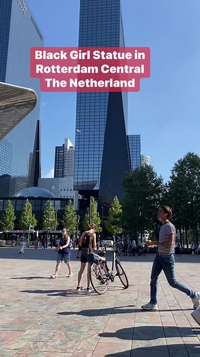 A HUGE BLACK GIRL STATUE IN THE ROTTERDAM CENTRAL THE NETHERLAND #statue #rotterdamcentraal #thenetherlands #PinoyInHolland | Pinoy in Holland