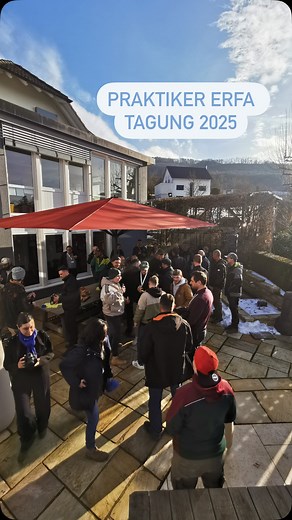 Letzte Woche fand die jährliche ERFA Tagung von @biotop_natural_pools statt. Diese Tagung steht ganz im Sinne eines informativen Miteinanders. Von den Erfahrungen, die wir Biotop-Partner im Laufe unseres Arbeitsjahres machen, kann die ganze Gruppe profitieren und Prozesse können verbessert werden. Ganz nebenbei ist es natürlich eine Bereicherung für alle, sich Zeit für professionellen Austausch und Begegnung zu nehmen, sei es bei der Betriebsführung oder dem gemeinsamen Abendessen. Vielen Dank f