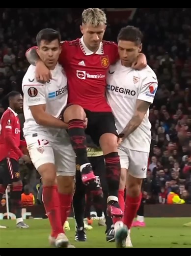 Respectful Moments in Football: A Celebration of Togetherness