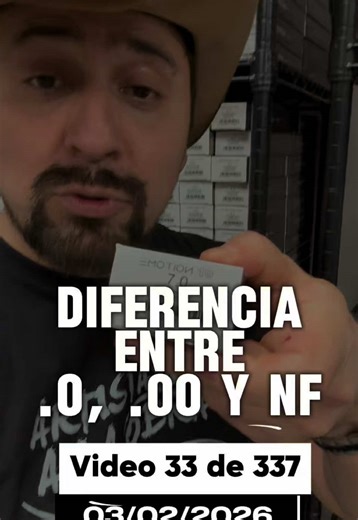 En este video 33 de 337 te explico la diferencia entre .0, .00 y NF/F en colorimetría 🎨 🔹 Punto cero (.0): Son tintes neutrales. Es la combinación de los tres colores primarios. Generalmente tiende a ser más frío, con un ligero reflejo verdoso o azulado dependiendo de la marca. Es un natural equilibrado, pero no tan cálido. 🔹 NF o F (Mate): Tienen mayor concentración de verde. Son ideales para neutralizar rojos en el cabello y lograr resultados más fríos o controlados. 🔹 Doble cero (.00): So