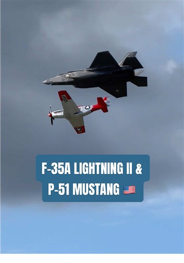 The F-35A Lightning II and the P-51 Mustang at The Abbotsford International Airshow! #aircraft #moving #lightning #mustang #aviation