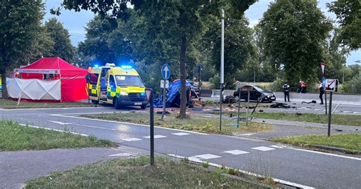 Bejaard koppel komt om bij crash op R4 in Gent, passagier probeerde auto nog bij te sturen