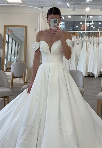 The Dress of Your Dreams for Charleston Weddings