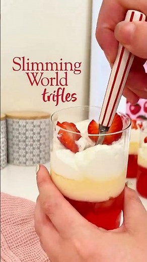 Slimming World trifles just 2 Swips each 🍓!