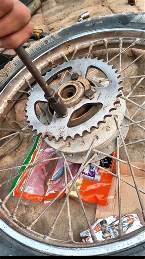 Crown Lifan Chain Sprocket Change | Easy & Fast Method 🏍️ #shorts #youtubeshorts #subscribe#bike