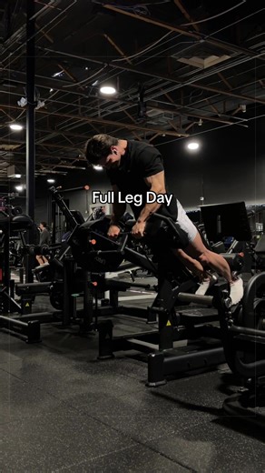Only you can decide who you become | fit from @AYBL code CKISSEL | track workouts @4WRD FITNESS