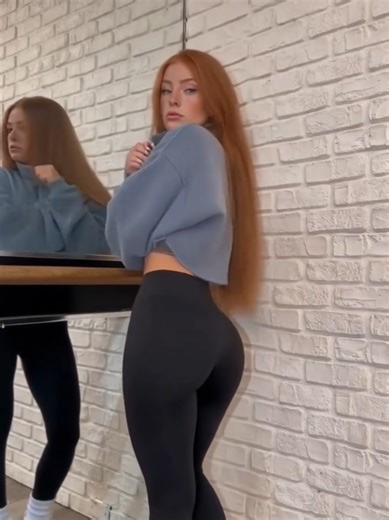 #Gym #glutesworkout #Workout #redhead