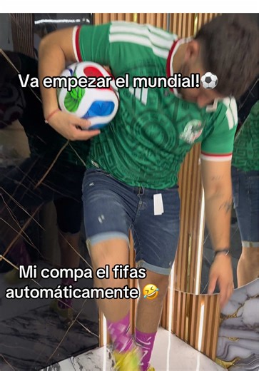 Mándaselo a tu compa que así se viste 😅🫣 Todas los artículos están en nuestro grupo 📲 #total90 #mundial #2026 #moda #estilo