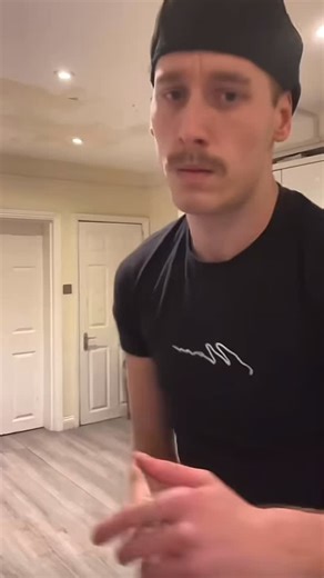 FOXTON on Instagram: "Mario music goes hard 😤💪#remix Desert Theme - (Foxton Flip) out on the ‘cloud just for the goofs Thanks for listening, cheers #bass #dubstep #edm"