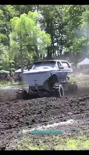 220K views · 2.6K reactions | Mud bog entrance #reels #perkinsmudbog #mudstamp | Mud Stamp Films | Facebook