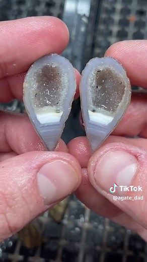 Cutting Open Geode Agates Reveals Stunning Crystals Inside