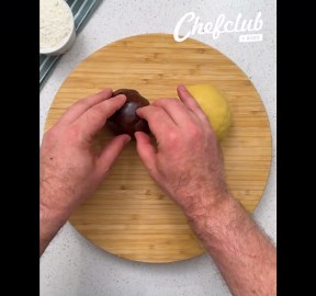 Les ballons de foot glacés