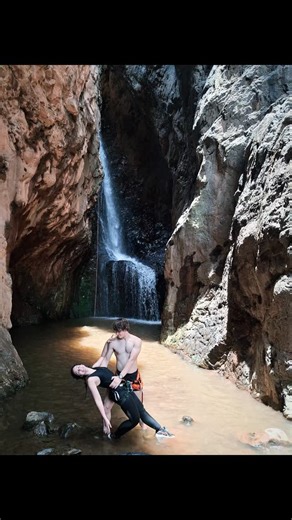 Ceroc Dance South Africa on Instagram: "Taking Ceroc to new heights (and waterfalls). Adventure starts when you start dancing. #CerocDanceAnywhereChallenge #CerocSA #CerocDance #CerocFamily #DanceEverywhere #DanceAdventure #SocialDance #CerocLife #DanceInspiration #LiveToDance #FindYourFlow"