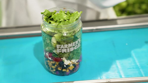 Hi 👋 we're Farmer's Fridge. We're on a mission to make it simple to eat well. | Farmer's Fridge