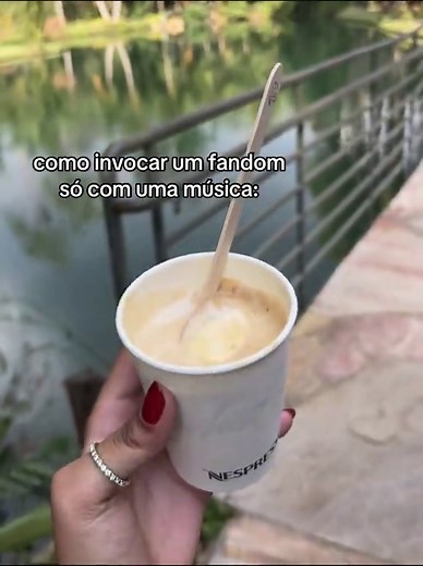 Como Invocar um Fandom com Música