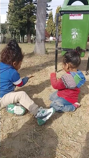 baccha log playing in miti