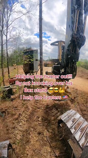 Doing my part. Right in front of that stand he will have big green field to plant. That’s where our trucks are turning around 😎#ByeByeSundayBlues #eatitchainsawboys #tigercatforestry #equipment #goprohero9 #hunters #treestand #logger