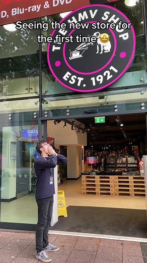 Explore the New HMV Shop in Cardiff!