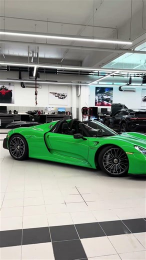 This 918 Spyder is INSANE 🔥 #porsche #hypercars