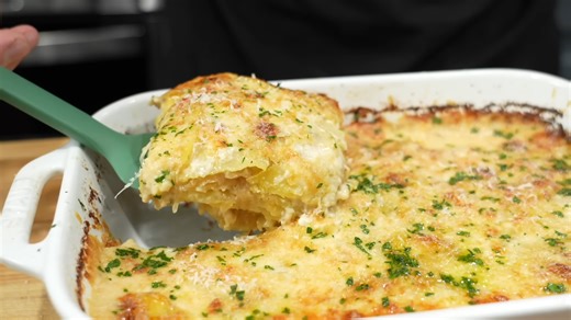 How to make creamy scalloped potatoes from scratch