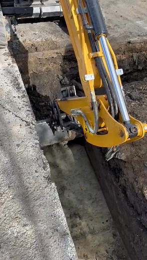 Final pull of the footing. #diggerlife #groundworks #civil #foundation | J.M.Cottis civils