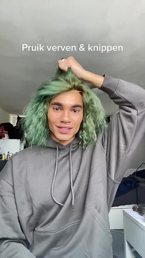 Creative Hair Dye Application with Adore Products