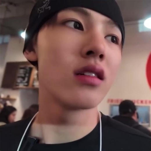 random giọng em chíp so cute 🤓😜#seonghyeon #cortis #viral #vuive #cute