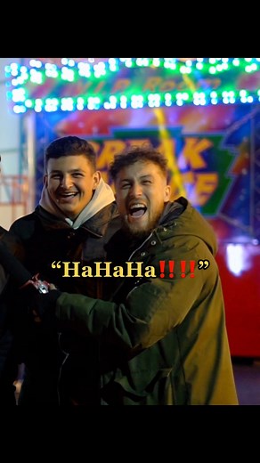 Wat zegt hij nou⁉️😂😅 #muriitv #comedy #straatinterviews #raadsel #interview #raadsels | Murat Bayrak