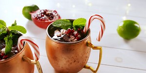 You Need A "Mistletoe Mule" In Your Hand ALLLL Christmas Day