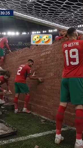 Morocco buld a wall against brazil