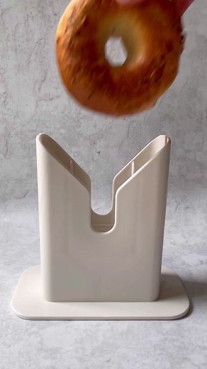 Upgrade Your Morning Routine with This Automatic Bagel Slicer