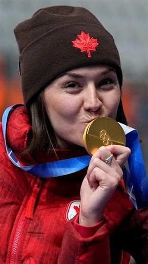 Canada wins gold in speed-skating team pursuit