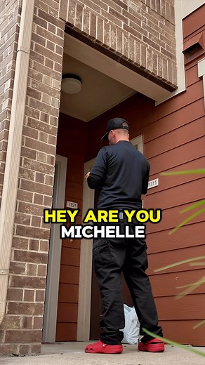 1.4K views | When selling, you need to learn to pivot. Here’s an example. #d2dsales #salestips #d2d #salesstrategy #sold #salestraining #salespitch #summersales #deregulation | Joshua Dean | Facebook