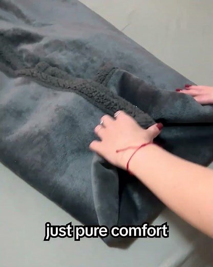 controversial opinion: this blanket new sheets 🛏️ thoughts? www.theloveblanket.co