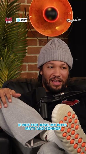 Jalen Brunson and Josh Hart reveal their speed dial list