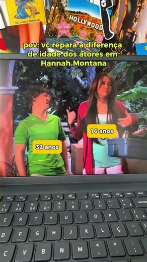 Você sabia que o Jason Earles tinha o dobro da idade da Miley Cyrus em Hannah Montana? 😱