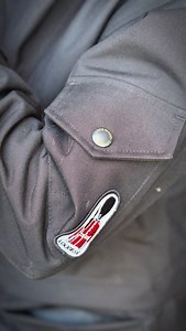 The Metropolitan Smock started with a simple request: a few armed protection lads asked me to build a sample that would work for their world low profile, hard-wearing, and properly practical. I put it together… and quickly realised something: an all-black Lockwood Smock is just a seriously clean design. Sharp, understated, and it works anywhere from city streets to the countryside, from “metropolitan” days to muddy weekends. That’s why it’s called the Metropolitan. A quiet nod to where the idea 