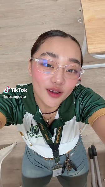 Dito Ang Tingin Lip Sync: Ulitan ng Otsangcute at Isdang Cute!