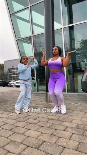 Boogie on down with my sister ‼️‼️‼️#SisterSquad #BoogieTime #FamilyFun #DanceParty | Nae Carter