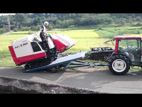 トレーラー作業 コンバイン積み込み