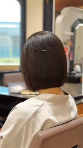 Trendy Short Blunt Bob Haircut | Sharp & Stylish Short Hair Transformation #haircut #bluntcut